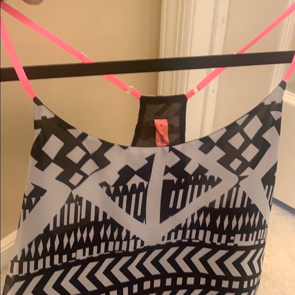 Patterned Tank - image 4